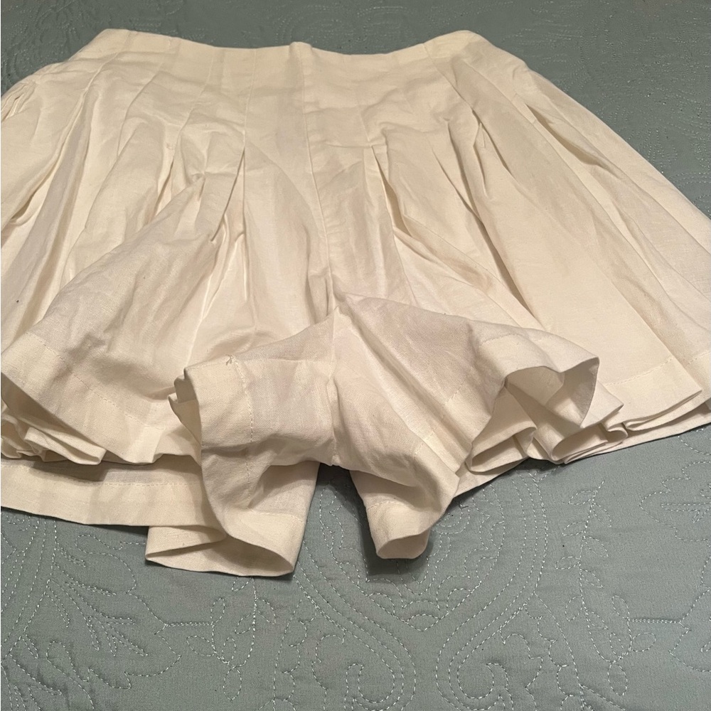 MABLE White Linen Blend Pleated Shorts Size S - Picture 6 of 10